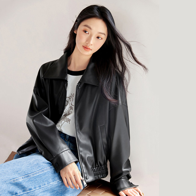 IC black retro leather jacket for women 2025 new autumn design high-end commuter street temperament top
