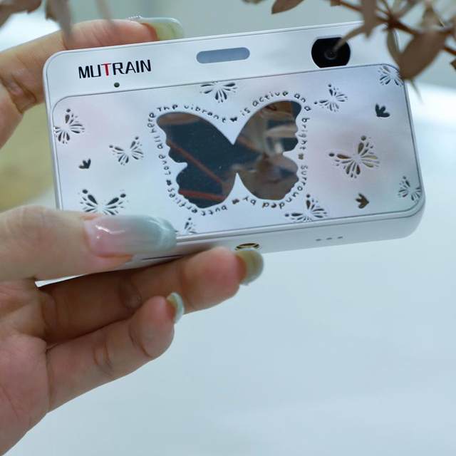 Mutrain digital camera X10 student party ccd high definition vlog travel card machine campus cartoon girl