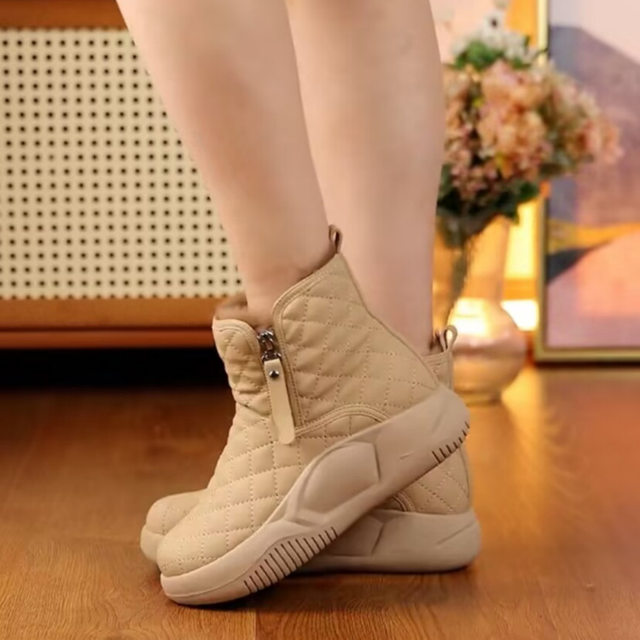 
Winter velvet thickened snow boots women's shoes 2024 new short-tube platform sole Northeast cold-proof waterproof anti-slip warm