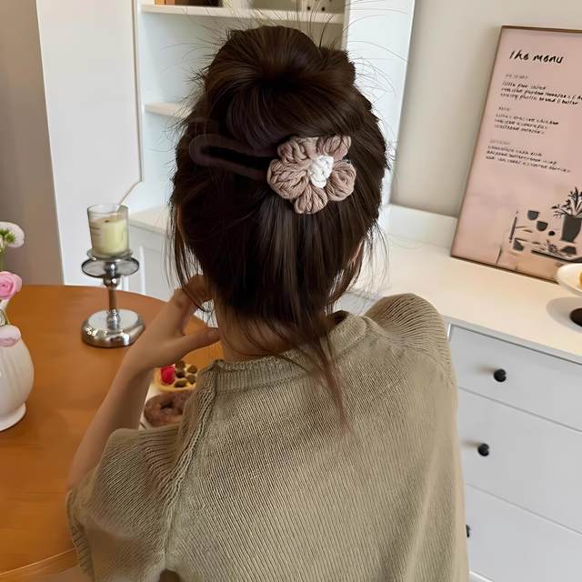 Milk and brown flower wool hair clip for women with half-tied hair on the back of the head, duckbill clip shark clip safety alternative headdress