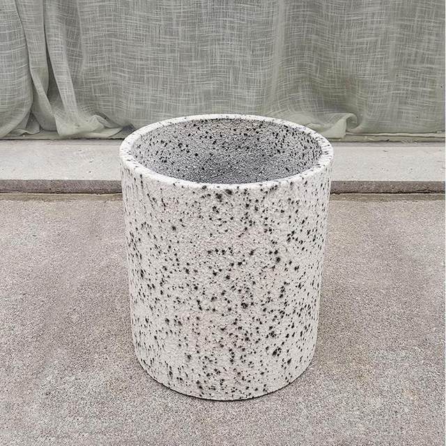 
Nordic style sandblasted fiberglass floor-standing combination flower pots, green plants, gardening shopping malls, hotels, home furnishings and furnishings