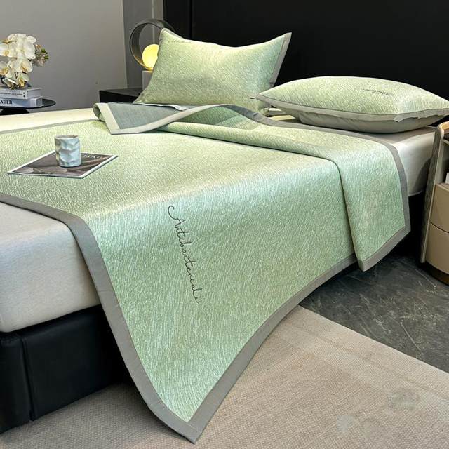 
Summer Cool Ice Silk Cool Mat, Category A, maternal and infant grade, machine washable, air-conditioned soft mat, three-piece set, summer cooling mat 2025 new style