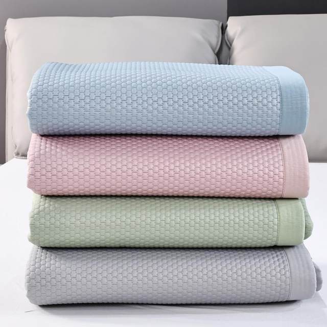 
Mengxian Purple Air Conditioning Ice Silk Mat Ice Doudou Mat 2025a Category Maternal and Infant Grade Embroidered Three-piece Sheet Set Model Can Be Machine Washed