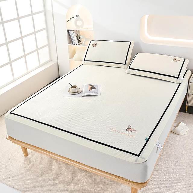 
2025 New Category A Maternal and Infant Grade Cooling Mat Three-piece Set Bingdoudou Cooling Mat Can Be Machine Washed