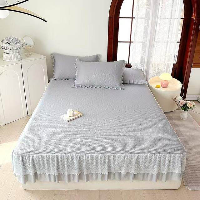 
Category A maternal and infant grade ice silk mat three-piece set bed skirt and fitted sheet washable machine washable air-conditioned mat 2025 summer style
