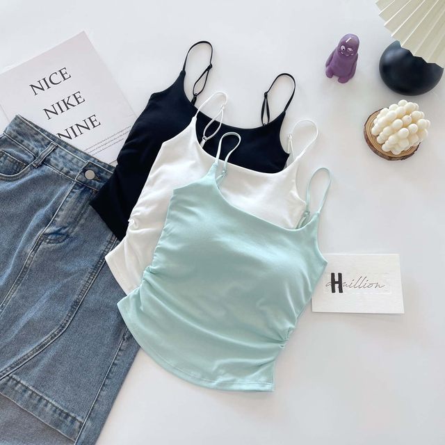 Women's 2025 new style with chest pads inside and outside wearing beautiful back summer small pleated yellow bottom sleeveless top