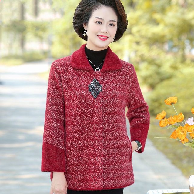 Mother's clothing autumn and winter mink fleece jacket middle-aged and elderly women's short noble thickened sweater cardigan top