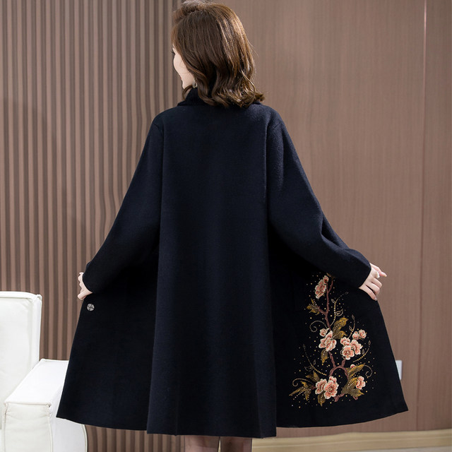 Middle -aged and elderly women's middle and long double -sided cashmere jackets, fat moms pretend to be high -end jackets in autumn and winter
