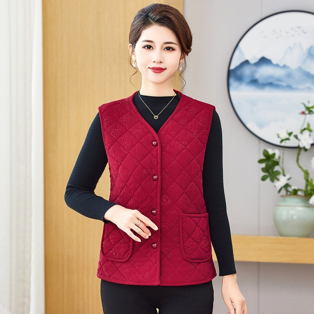 Mom with velvet vest in autumn and winter grandma with cotton vest in autumn and winter middle-aged and elderly warm outside wearing a vest horse clip top for women