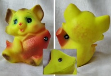 Резиновая игрушка 老胶皮玩具 怀旧 北玩三厂 软胶捏响娃娃