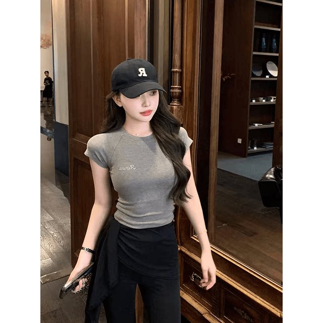 American-style front shoulder letter embroidered gray short-sleeved T-shirt for women's summer 2025 new slim fit and sexy girl short top