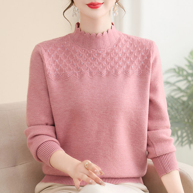 Mom's stylish velvet thickened sweater, middle-aged women's new long-sleeved top, middle-aged and elderly autumn and winter knitted bottoming shirt