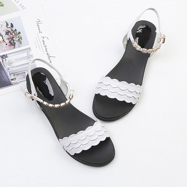 Genuine leather large-size sandals women's shoes 41 to 43 summer 2025 new large low heel fashionable versatile one-length flat bottom
