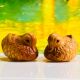 Two sets of decorations, two -piece couples, a pair of home creative desktop office creative wood carving decoration technology
