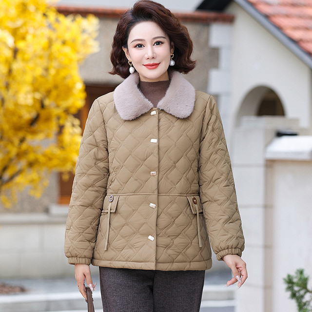 Middle-aged mother's winter clothing plus velvet warm lapel small cotton-padded coat short middle-aged and elderly women's fashion warm cotton-padded jacket