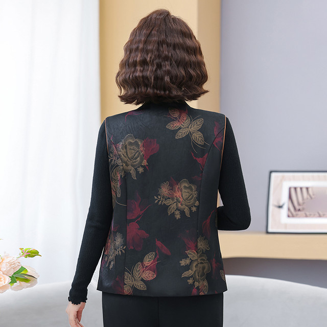 
Mom Spring and Autumn Thin New Chinese Style Padded Vest Middle-aged and Elderly Women's Large Size Chinese Style Stand Collar Retro Top Horse Clip