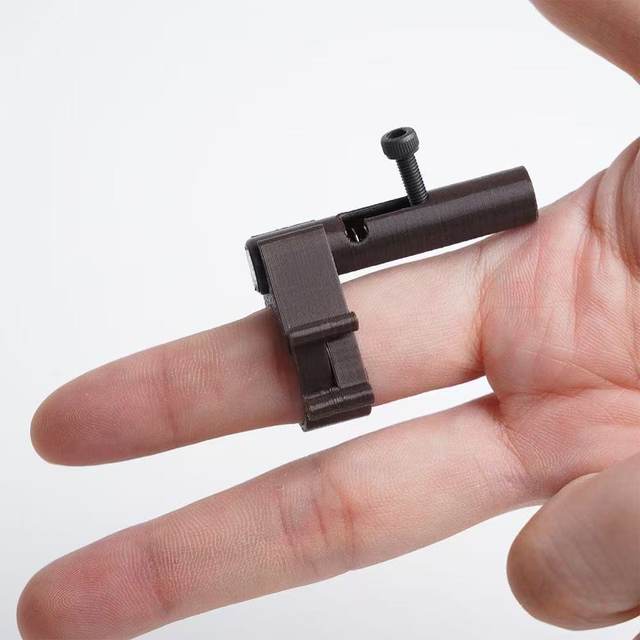 Ring Pistol Boy's Fingertip Decompression Artifact Pocket MINI Press-Launch Toy