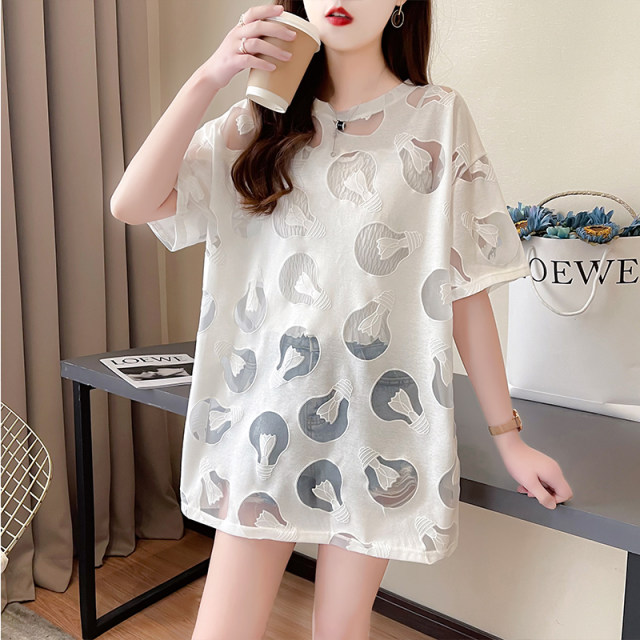 2021 summer loose large size mid-sleeved light bulb burnt flower pattern hollow mid-sleeved medium-length short-sleeved T-shirt for women half-sleeved

