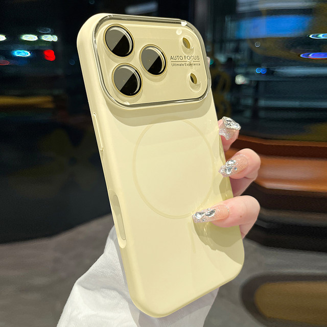 The first guard's new magnetic suction is suitable for Apple 17Pro mobile phone case iPhone17Promax protective cover 16magsafe magnetic suction 15 liquid silicone 14 anti-fall male 13 couples air high-end sense