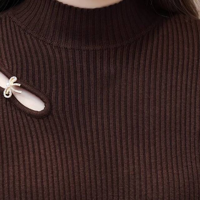 Half turtleneck sweater dress for women in autumn and winter 2025 new French base skirt fake two-piece spliced ​​lace knitted dress
