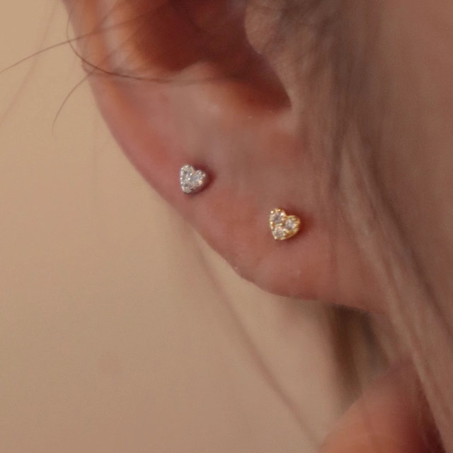 925 silver needle love screw screw clasp earrings to nourish ear holes without removing high-end niche design exquisite earrings