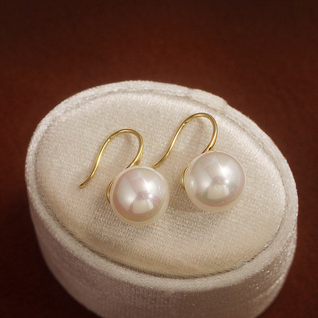 Shijia High Heels Pearl Earrings Women's Autumn and Winter 2025 New Hot Style Light Luxury High-Quality Temperament Stud Earrings