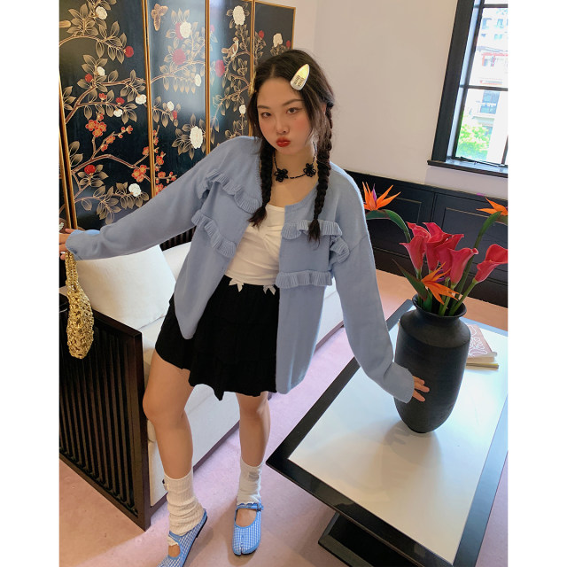 Dazi gold large-screw black ear sweater jacket for women's spring and autumn 2025 new Korean large-size outer knitted sweater