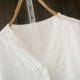 Summer large size 200 Jin [Jin equals 0.5 kg] Lace neck short-sleeved cardigan fat mm lace design white shirt beautiful small shirt