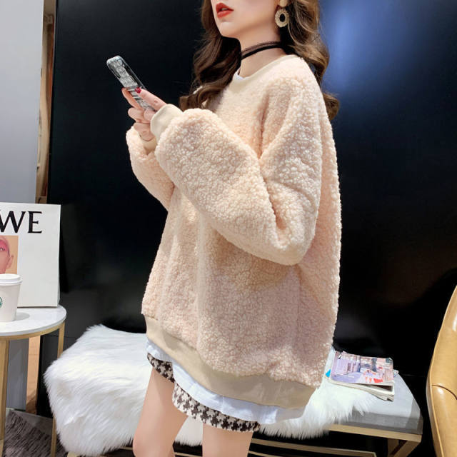 Large size fake two-piece lamb fur round neck sweatshirt for women ins winter new Korean loose plush thick top
