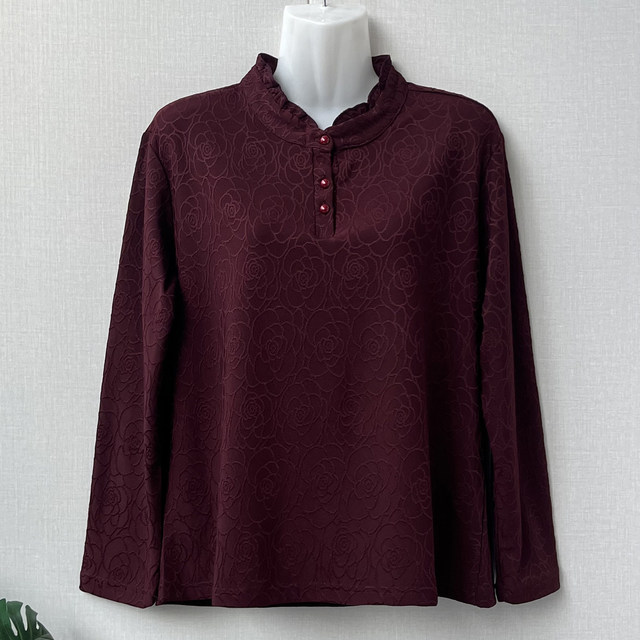 Mom's autumn and winter plus thin velvet base shirt middle-aged and elderly fashionable lace mid-neck long-sleeved T-shirt jacquard loose inner wear new