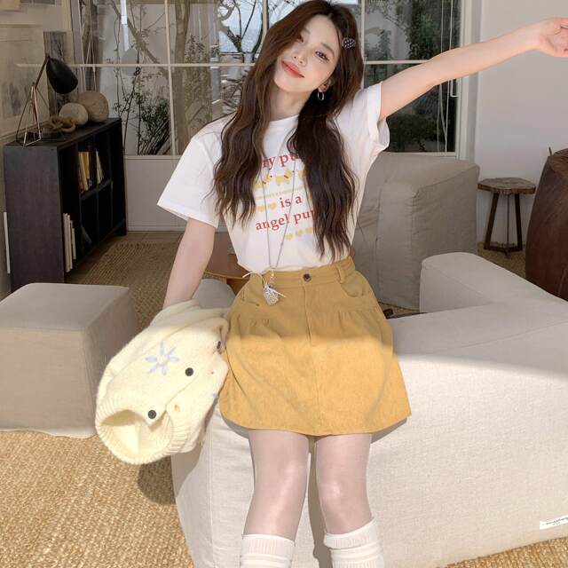 Berry Likes You and Huan Dapang Customized Letter Printed Front Shoulder Short Sleeve T-shirt for Women Loose and Versatile Round Collar Top