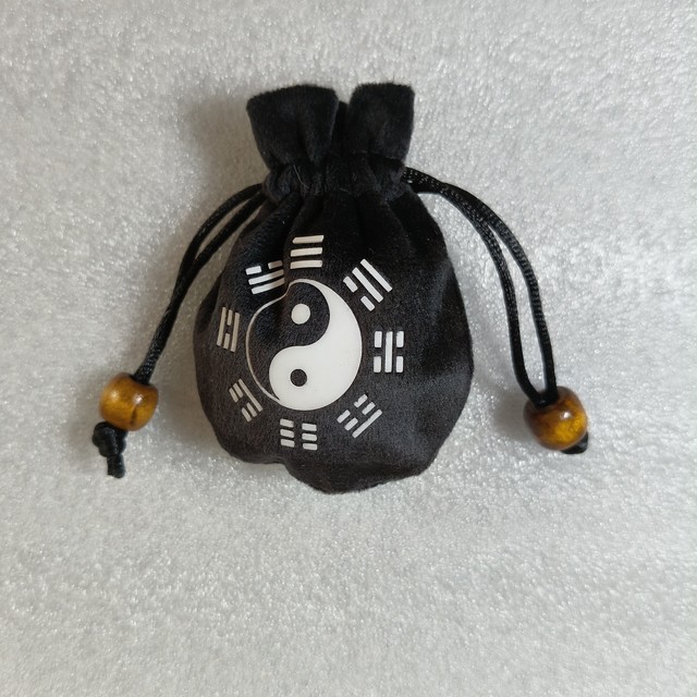 Qiankun Bag Copper Coin Storage Bag Small Wen Play Bag Feng Shui Real Copper Coin Flowing Water Ornament Pendant Qianlong Big Money Tai Chi