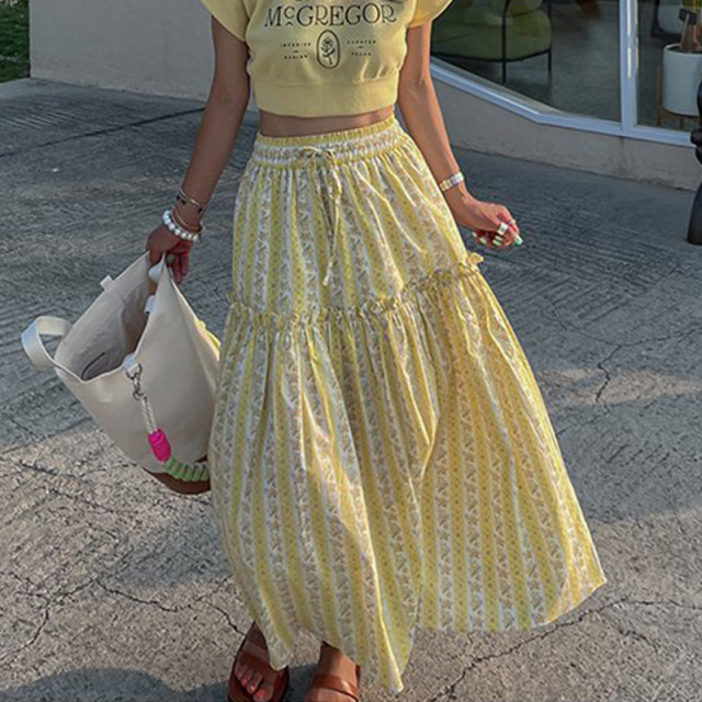 South Korea Chic Summer Summer High -waisted high -waisted high -waisted lean lace -ups stitching large swinged floral skirt women