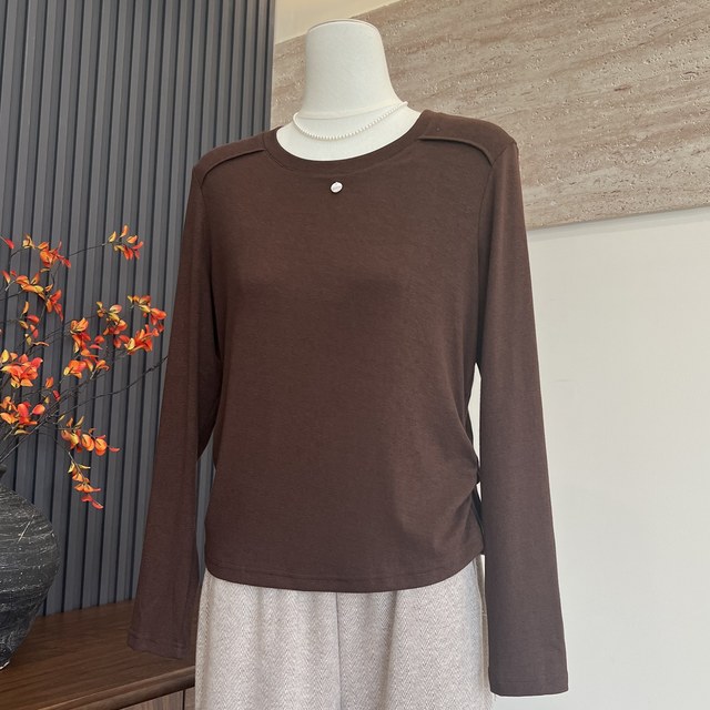 New spring and autumn mother's clothing fashionable round neck long-sleeved bottoming shirt tops for middle-aged and elderly women solid color simple inner wear