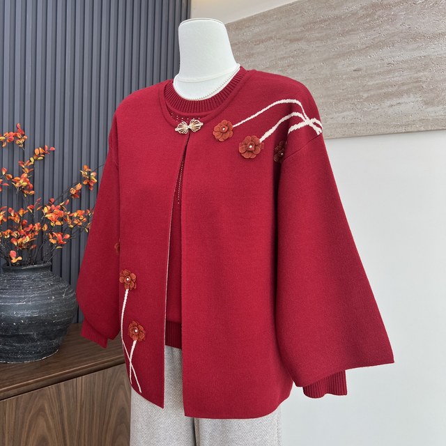 New mother-in-law sweater set for autumn and winter sweater for inner wear jacket for two fashionable and elegant ladies middle-aged and elderly sweater set