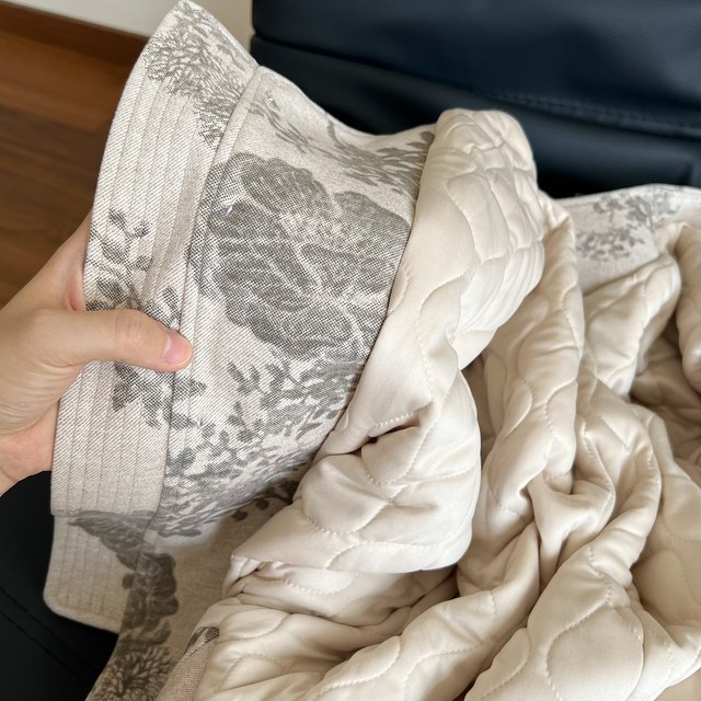 New Chinese style mother's clothing autumn and winter warm cardigan tops fashionable middle-aged and elderly ladies windproof cotton coats