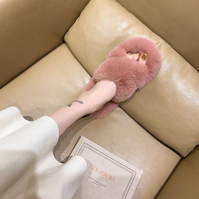 Fairy Cross Furry Slippers Women's 2025 Autumn and Winter New Furry Outerwear Home Thick Sole Large Size Cross Cotton Shoes