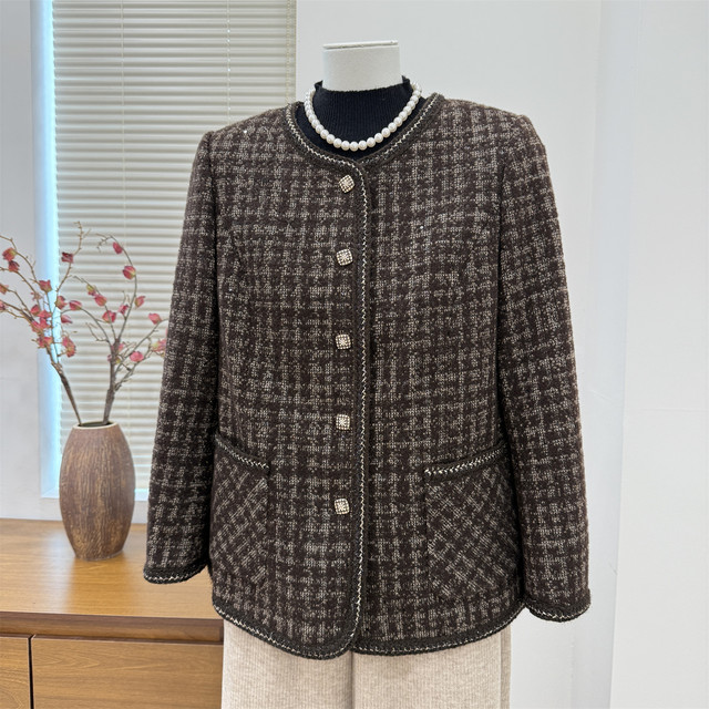 Mom's winter Chinese-style cotton-padded clothes for women plus fat and enlarged new style foreign-style coats for middle-aged and elderly women autumn and winter cotton-padded jacket tops