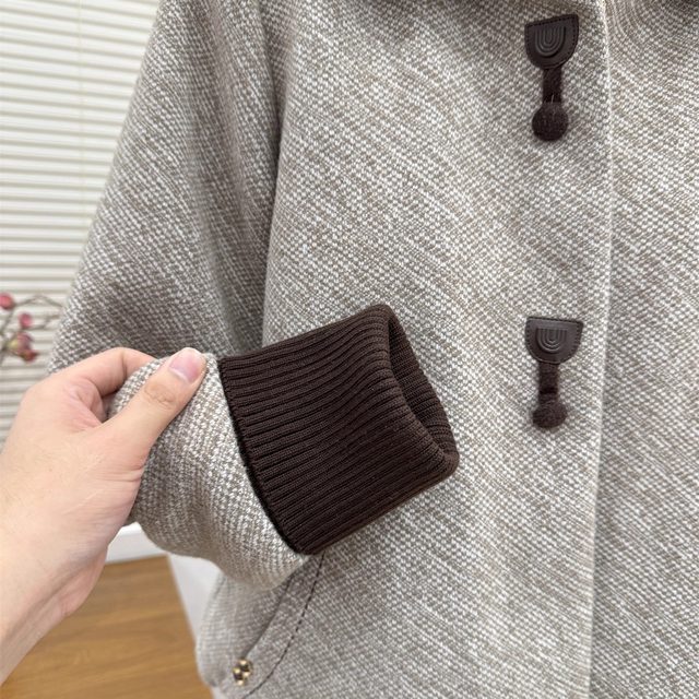 Middle-aged and elderly women's winter clothing, women's cotton-padded jackets, mother's cotton-padded coats, thickened velvet, old ladies' cotton-padded jackets, mother-in-law's warm clothes