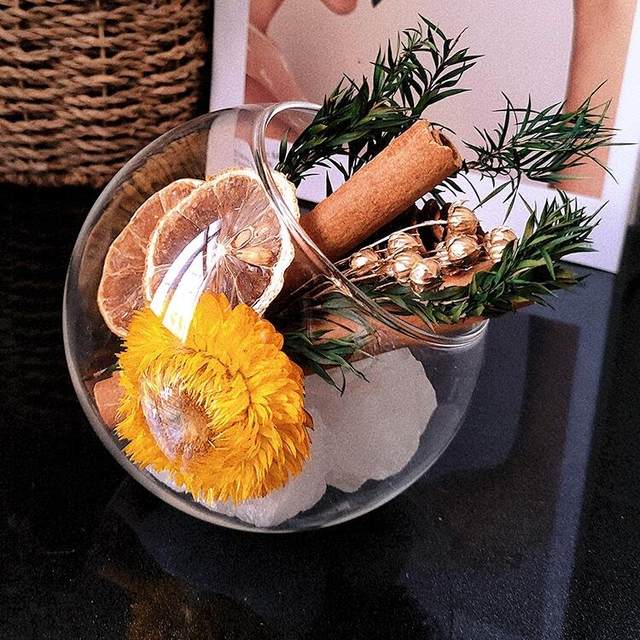 Transparent glass jar natural white crystal aromatherapy diffuser stone royal guard salt cornucopia pendant degaussing stone ornaments utensils