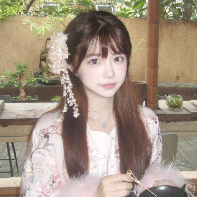 New Chinese style fringed lily of the valley flower hairpin headdress for women, ancient style flower forest style bride side clip super hot cheongsam hair accessories