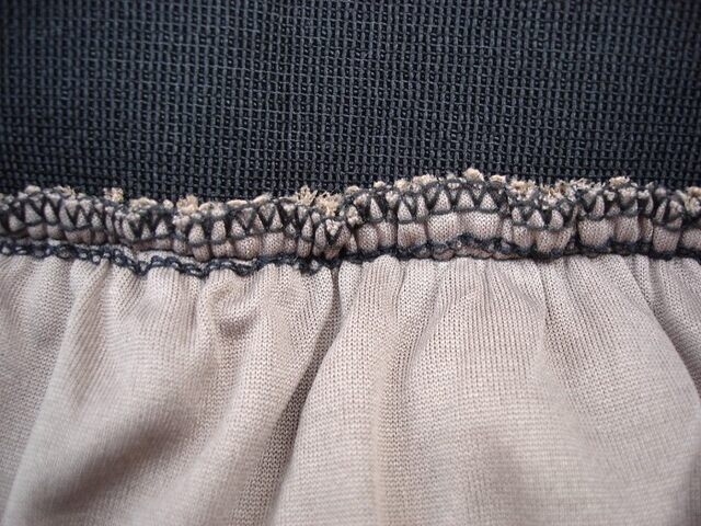 Wild model cute super skirt lace skirt bottom skirt, puffy skirt, black apricot yellow yellow mini skirt special price