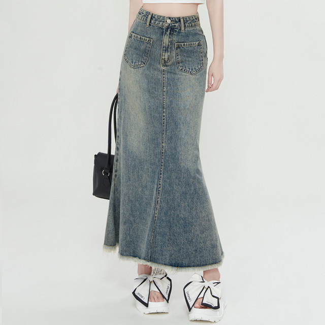 Furrowed fringed fishtail half-body denim skirt for women 2025 spring and summer new drooping old hip A-line midi skirt
