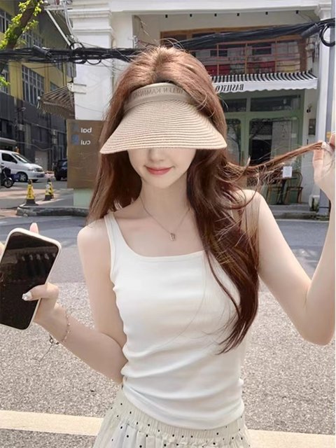 Zhao Lusi's same white camisole inner wear for women in autumn with breast pads and one-piece beautiful back bottoming top for summer outer wear