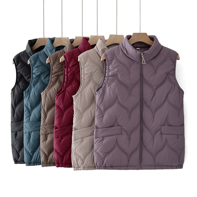 
Middle-aged and elderly female mothers winter solid-color cotton vest jacket grandma and old lady warm sleeveless vest clothing