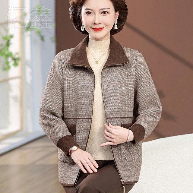 Middle-aged mother autumn houndstooth jacket fashion 2025 new middle-aged and elderly women's spring and autumn winter tops