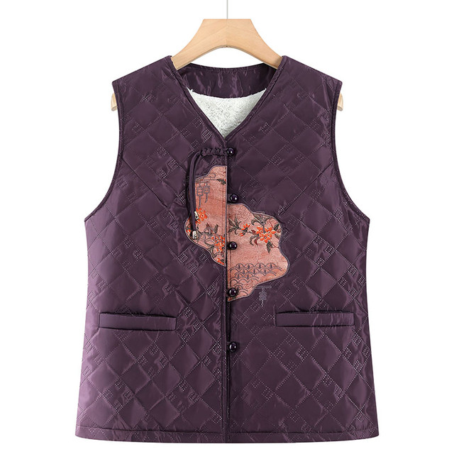 Middle-aged and elderly mothers' autumn and winter thickened velvet vests, grandma clothes, old lady vests, plus fat large size tops