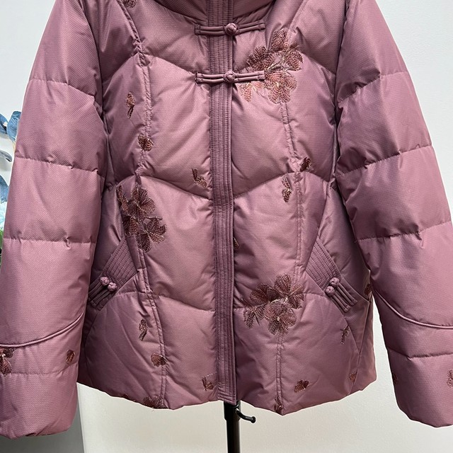 Winter mother's wear 90 down jacket, cold-resistant and warm short coat, loose stand-up collar, middle-aged and elderly tops for women