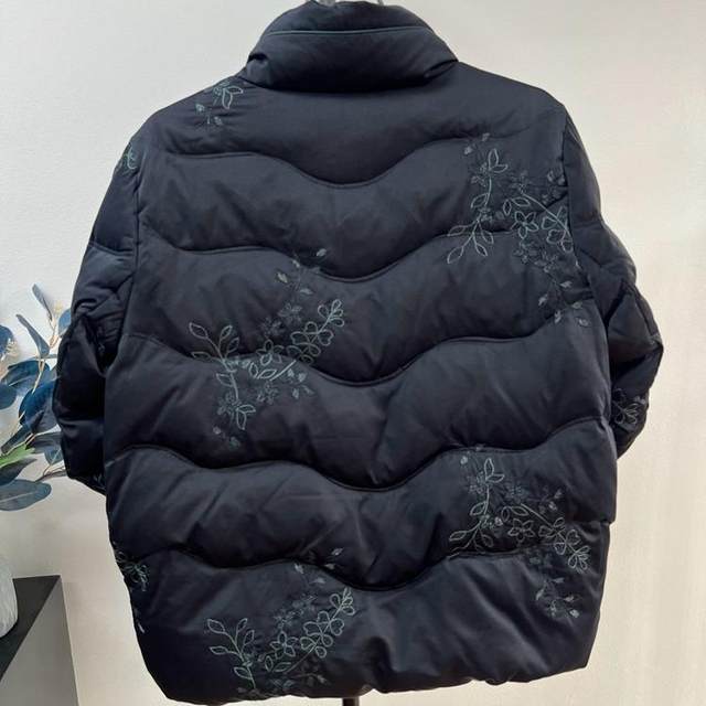 Winter mother's down jacket 90 velvet warm embroidered jacket middle-aged and elderly grandma loose large size short top for women