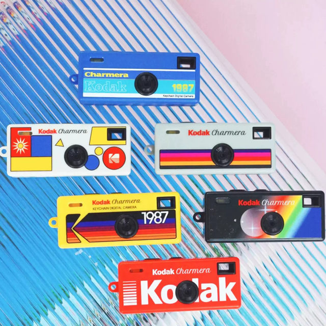 Ready in stock! KodakCharmera Kodak keychain 1987 mini digital retro CCD camera blind box